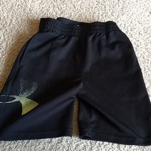 Under Armour Boys shorts size 6